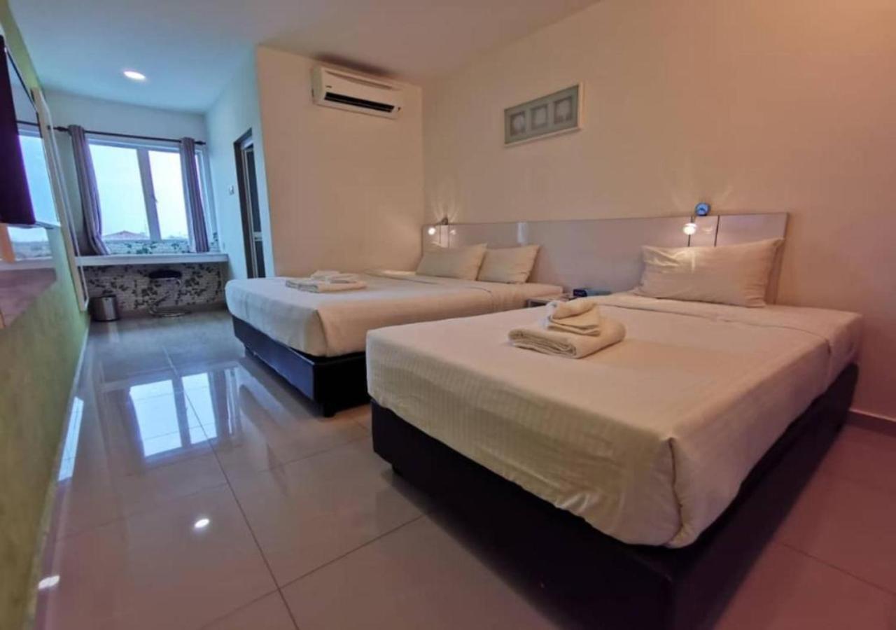 Yew Boutique Hotel Teluk Intan Εξωτερικό φωτογραφία